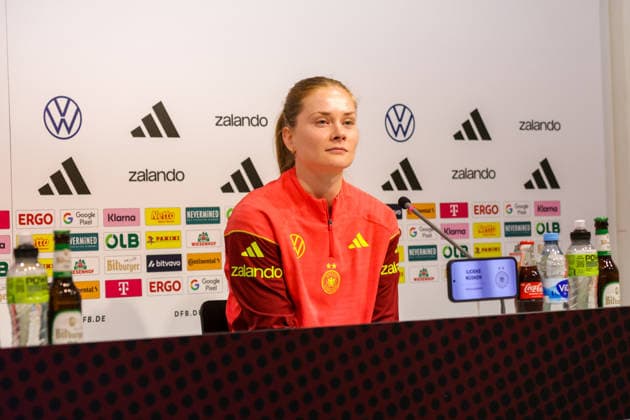 02 03 2026, xgrfx, Football World Cup Qualification , Germany Women Press Conference, Final Training v l Sjoeke Nüsken Deutsche Frauennationalmannschaft DFL DFB REGULATIONS PROHIBIT ANY USE OF PHOTOGRAPHS as IMAGE SEQUENCES and or QUASI VIDEO Dresden