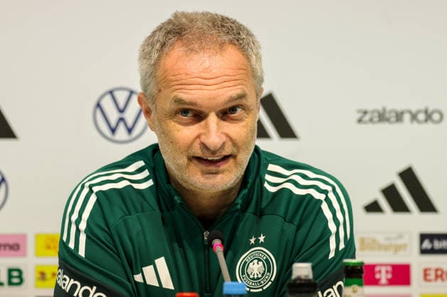 Dresden, Germany 02 March 2026 Preparation for the Womens World Cup qualifier Germany vs Slovenia Final press conference in Dresden In the picture national coach Christian Wück Wueck Germany at the final press conference in Dresden Copyright: HMBxMedia MadeleinexFantini