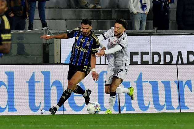 CALCIO - Serie A - Pisa SC vs Bologna FC Mehdi Leris (Pisa) Joao Mario Neto Lopes (Bologna) during Pisa SC vs Bologna FC, Italian soccer Serie A match in Pisa, Italy, March 02 2026 Pisa Italy  Copyright: xIPAxSport ABACAx