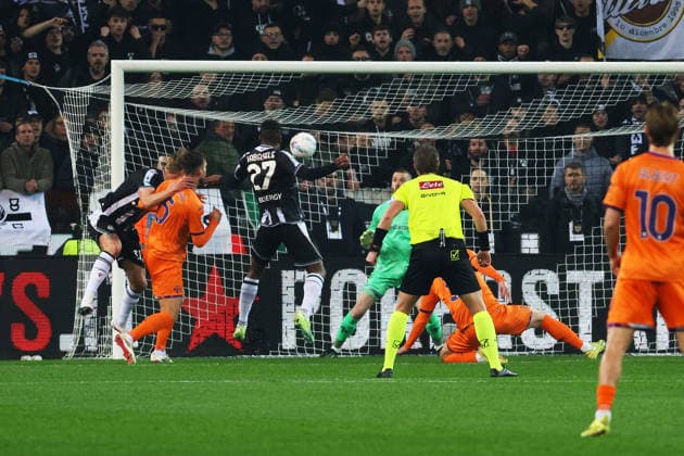 UdineseÕs Christian Kabasele celebrates after scoring the 1-0 goal for his team during the Serie A soccer match between Udinese and Fiorentina at the Bluenergy Stadium in Udine, north east Italy - Monday, March 2,2026 - soccer  Copyright: xAndreaxBressanutti LaPressex