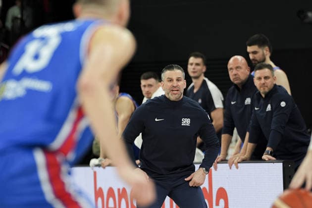 Turkiye v Serbia - FIBA Basketball World Cup 2027 European Qualifiers ISTANBUL, TURKIYE - MARCH 02: Serbia head coach Dusan Alimpijevic gives instructions to his players during the FIBA Basketball World Cup 2027 European Qualifiers First Round Group C match between Turkiye and Serbia at the Basketball Development Center in Istanbul, Turkiye, on March 02, 2026. Arife Karakum Anadolu Istanbul Turkey. Editorial use only. Please get in touch for any other usage.  Copyright: x2026xAnadoluxArifexKarakumx