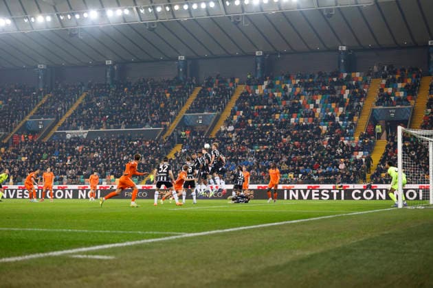 March 2, 2026, Udine, Italy, Italy: FiorentinaÃ¢â‚¬â ¢s Rolando Mandragora during the Italian Serie A Enilive match between Udinese Calcio vs ACF Fiorentina at the Bluenergy Stadium in Udinese, Italy, 02 March 2026. Udine Italy - ZUMAr199 20260302_zsp_r199_015 Copyright: xMattiaxRadonix