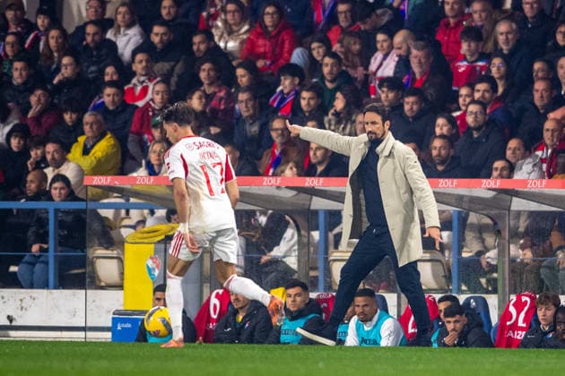 March 2, 2026, Barclos, Barcelos, Portugal: BARCELOS, PORTUGAL - MARCH 02: CESAR PEIXOTO head coach of Gil Vicente FC is seen on action during the Liga Portugal Betclic 2025 26 League match between Gil Vicente FC and SL Benfica, at Estadio Cidade de Barcelos on March 02, 2026 in Barcelos, Portugal Gil Vicente FC X SL Benfica - Liga Portugal Betclic  - ZUMAl192 20260302_zsp_l192_006 Copyright: xMiguelxLemosx