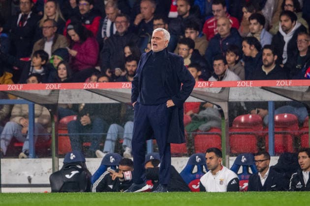 March 2, 2026, Barclos, Barcelos, Portugal: BARCELOS, PORTUGAL - MARCH 02: JOSE MOURINHO head coach of SL Benfica is seen on action during the Liga Portugal Betclic 2025 26 League match between Gil Vicente FC and SL Benfica, at Estadio Cidade de Barcelos on March 02, 2026 in Barcelos, Portugal Gil Vicente FC X SL Benfica - Liga Portugal Betclic  - ZUMAl192 20260302_zsp_l192_008 Copyright: xMiguelxLemosx