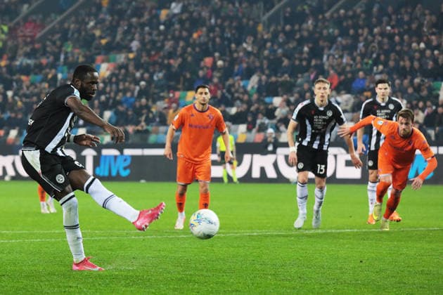 Udinese s Keinan Davis celebrates after scoring the 2-0 goal for his team during the Serie A soccer match between Udinese and Fiorentina at the Bluenergy Stadium in Udine, north east Italy - Monday, March 2,2026 - soccer  Copyright: xAndreaxBressanutti LaPressex