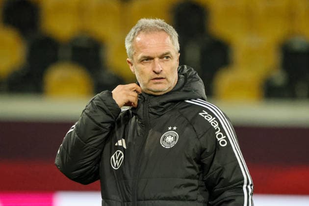 Dresden, Germany 02 March 2026 Preparation for the womens World Cup qualifier Germany vs Slovenia Final training in Dresden In the picture national coach Christian Wück Wueck Germany Copyright: HMBxMedia MadeleinexFantini