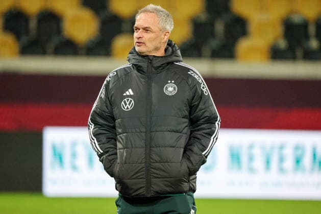 Dresden, Germany 02 March 2026 Preparation for the womens World Cup qualifier Germany vs Slovenia Final training in Dresden In the picture national coach Christian Wück Wueck Germany Copyright: HMBxMedia MadeleinexFantini