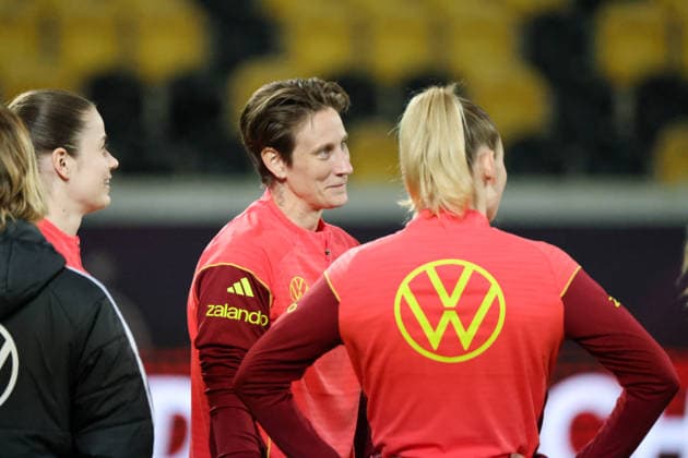 Dresden, Germany 02 March 2026 Preparation for the womens World Cup qualifier Germany vs Slovenia Final training in Dresden In the picture goalkeeper Ann Katrin Berger Germany , center in the picture Copyright: HMBxMedia MadeleinexFantini