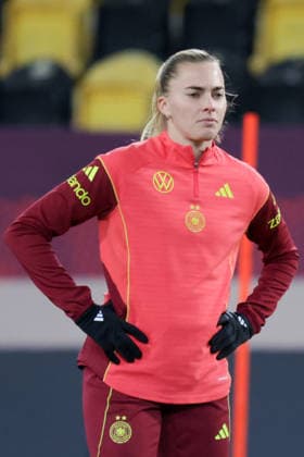 02 03 2026, xgrfx, Soccer World Cup Qualification , Germany Women Press Conference, Final Training v l Laura Freigang German Women National Team DFL DFB REGULATIONS PROHIBIT ANY USE OF PHOTOGRAPHS as IMAGE SEQUENCES and or QUASI VIDEO Dresden