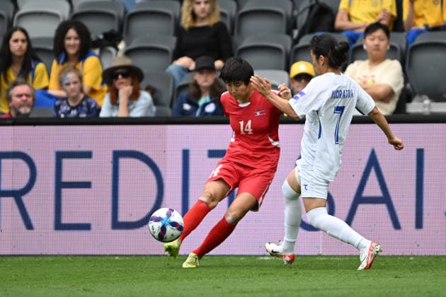 SOCCER ASIAN CUP NORTH KOREA UZBEKISTAN, Hwang Yu Yong of North Korea and Kudratova Nilufar of Uzbekistanduring the AFC Women™s Asian Cup Group B match between North Korea and Uzbekistan at CommBank Stadium in Sydney, Tuesday, March 3, 2026. ( NO ARCHIVING, EDITORIAL USE ONLY SYDNEY NEW SOUTH WALES AUSTRALIA  Copyright: xDEANxLEWINSx 20260303147194576658