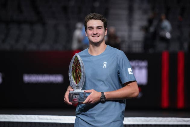 Sport Bilder des Tages #2 March 2, 2026, Las Vegas, Nevada, USA: JOAO FONSECA (C) has been crowned as the MGM Slam champion after taking down REILLY OPELKA (not in picture) 10-6, 7-10, 10-5 in a hotly contested final during MGM Slam event at the T-Mobile Arena in Las Vegas. Las Vegas USA - ZUMAo117 20260302_zsp_o117_019 Copyright: xMikaelxOnax