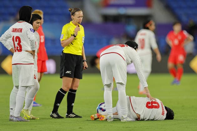 Zahra Ghanbari (9 IR Iran) is injured during the Womens Asian Cup match between Korea Republic and Islamic Republic of Iran at the Gold Coast Stadium in Robina, Australia Copyright: xMatthewxStarlingx xSPPx Sportspressphoto_SPR100256