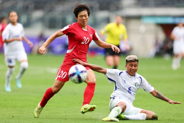 Chae Un-Yong of DPR Korea contests the ball with Dilrabo Asadova of Uzbekistan during the AFC Womens Asian Cup 2026 match between Korea DPR Women and Uzbekistan Women at Western Sydney Stadium, Sydney, Australia on 3 March 2026. Copyright: xPeterxDovganx 44600038