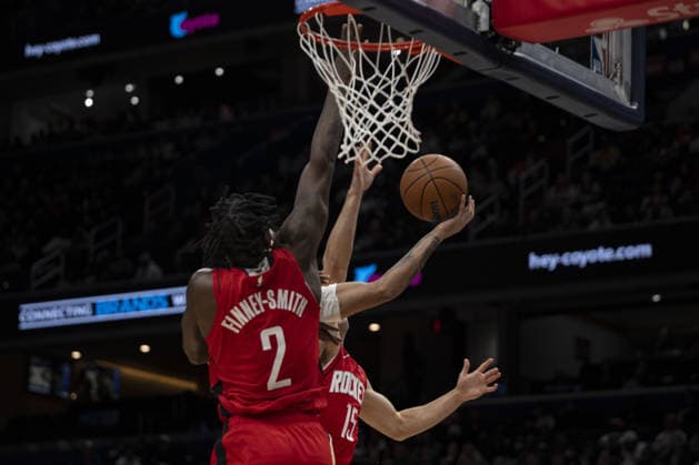 Houston Rockets vs Washington Wizards - NBA, Basketball Herren, USA WASHINGTON DC, UNITED STATES - MARCH 2 : Dorian Finney-Smith (2) and Reed Sheppard (15) of Houston Rockets in action during the NBA basketball game between Houston Rockets and Washington Wizards at the Capital One Arena on March 2, 2026 in Washington DC, United States. Celal Gunes Anadolu Washington DC United States. Editorial use only. Please get in touch for any other usage.  Copyright: x2026xAnadoluxCelalxGunesx