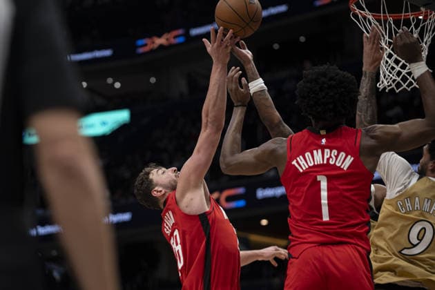 Houston Rockets vs Washington Wizards - NBA, Basketball Herren, USA WASHINGTON DC, UNITED STATES - MARCH 2 : Justin Champagnie (9) of Washington Wizards in action against Alperen Sengun (28) of Houston Rockets during the NBA basketball game between Houston Rockets and Washington Wizards at the Capital One Arena on March 2, 2026 in Washington DC, United States. Celal Gunes Anadolu Washington DC United States. Editorial use only. Please get in touch for any other usage.  Copyright: x2026xAnadoluxCelalxGunesx