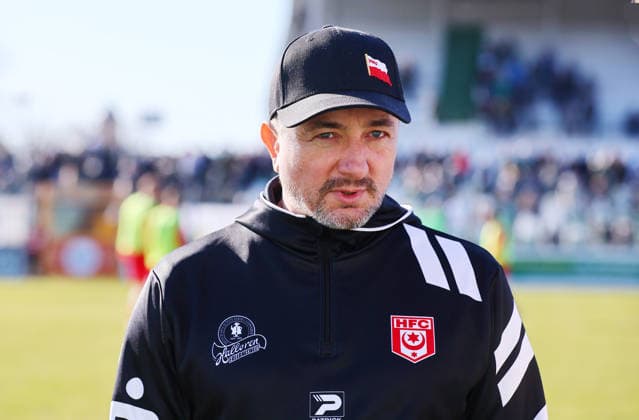 Leipzig, 01.03.2026, Alfred-Kunze-Sportpark, Fussball, Regionalliga, Spieltag 24 , BSG CHEMIE LEIPZIG vs. HALLESCHER FC , Im Bild: Sportdirektor Daniel Meyer (Hallescher FC) , *** Leipzig, 01 03 2026, Alfred Kunze Sportpark, Soccer, Regionalliga, Matchday 24 , BSG CHEMIE LEIPZIG vs HALLESCHER FC , In the picture Sports Director Daniel Meyer Hallescher FC , Picture Point