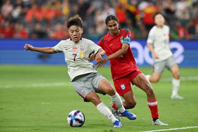 SOCCER ASIAN CUP CHINA BANGLADESH, dWang Shuang of China and Afeida Khandaker of Bangladesh uring the AFC Women™s Asian Cup Group B match between China and Bangladesh at CommBank Stadium in Sydney, Tuesday, March 3, 2026. ( NO ARCHIVING, EDITORIAL USE ONLY SYDNEY NEW SOUTH WALES AUSTRALIA  Copyright: xDEANxLEWINSx 20260303149852757919