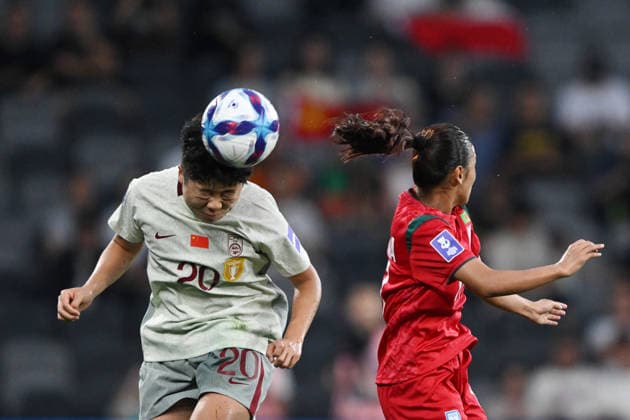 SOCCER ASIAN CUP CHINA BANGLADESH, Zhang Chengxue of China heads the ball during the AFC Women™s Asian Cup Group B match between China and Bangladesh at CommBank Stadium in Sydney, Tuesday, March 3, 2026. ( NO ARCHIVING, EDITORIAL USE ONLY SYDNEY NEW SOUTH WALES AUSTRALIA  Copyright: xDEANxLEWINSx 20260303170557734025