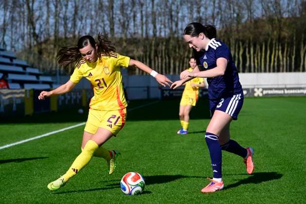 Belgium v Scotland - Women s U19 International Friendly, Länderspiel, Nationalmannschaft TUBIZE, BELGIUM - MARCH 03 : Delille Gabrielle of Belgium and Tobin Abigail of Scotland WU19s battle for the ball during an International Women s U19 match between Belgium and Scotland on March 3, 2026 in Tubize, Belgium, 03 03 2026 Tubize Belgium  Copyright: xPeterxDexVoechtx