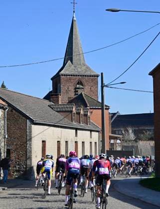 Ename Grand Prix Le Samyn 2026 Cycling Race DOUR, BELGIUM - MARCH 03 : illustration picture peloton during the 58th edition of Ename Grand Prix Le Samyn an UCI Class 1.1 one day cycling road race for Men Elite of km with start in Quaregnon and finish in Dour on March 3, 2026 in Dour, Belgium, 03 03 2026 ( Motordriver Kenny Verfaillie - Dour Belgium  Copyright: xJanxDexMeuleneirx