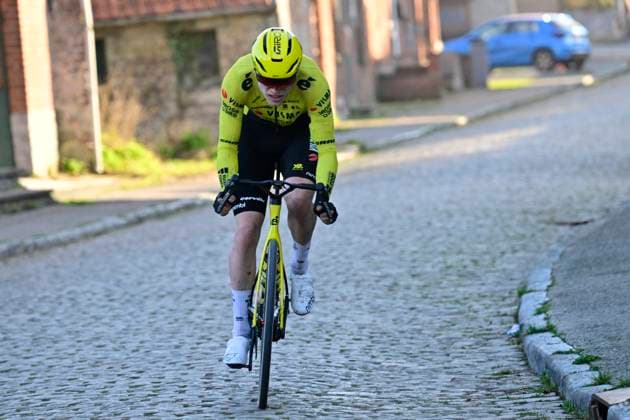 Ename Grand Prix Le Samyn 2026 Cycling Race DOUR, BELGIUM - MARCH 03 : Hagenes Per Strand (NOR) of Team Visma I Lease a Bike during the 58th edition of Ename Grand Prix Le Samyn an UCI Class 1.1 one day cycling road race for Men Elite of km with start in Quaregnon and finish in Dour on March 3, 2026 in Dour, Belgium, 03 03 2026 ( Motordriver Kenny Verfaillie - Dour Belgium  Copyright: xJanxDexMeuleneirx