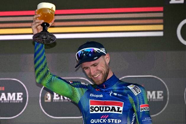 Ename Grand Prix Le Samyn 2026 Cycling Race DOUR, BELGIUM - MARCH 03 : Rex Laurenz (BEL) of Soudal Quick-Step pictured during the podium ceremony of the 58th edition of Ename Grand Prix Le Samyn an UCI Class 1.1 one day cycling road race for Men Elite of km with start in Quaregnon and finish in Dour on March 3, 2026 in Dour, Belgium, 03 03 2026 ( Motordriver Kenny Verfaillie - Dour Belgium  Copyright: xJanxDexMeuleneirx