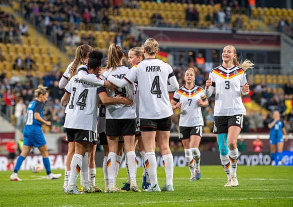 Soccer, Women, Season 2025 2026, World Cup Qualification in Dresden League A, Group 4 , Germany Slovenia, f l Jule Brand Germany , Shekiera Martinez Germany , Vivien Endemann Germany , Franziska Kett Germany , Rebecca Knaak Germany , Giulia Gwinn Germany , Camilla Küver Germany , Cheering after goal to 1 0, 03 03 2026, Copyright: xSebastianxRäppold MatthiasxKochx