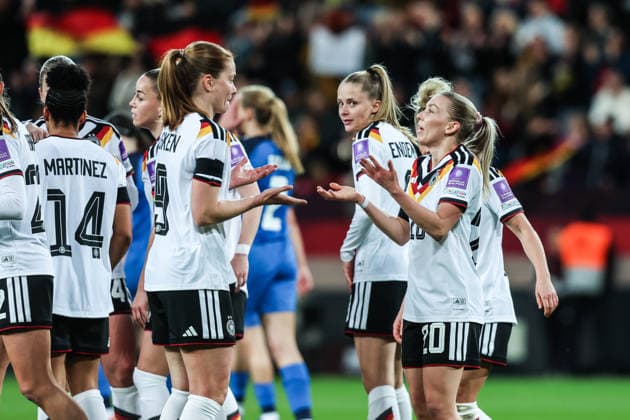 Sport, Soccer, World Cup Qualification Europe Women Season 2026 League A Group 4 1 Matchday Germany Slovenia 03 03 2026, Rudolf Harbig Stadion Dresden Sjoeke Nüsken Germany, 9 and Elisa Senß Germany, 20 celebrate after scoring the 2-0 goal for Germany Dresden Rudolf Harbig Stadion Sachsen Germany