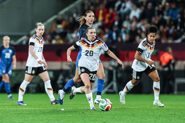 Sport, Football, World Cup Qualification Europe Women Season 2026 League A Group 4 1 Matchday Germany Slovenia 03 03 2026, Rudolf Harbig Stadion Dresden Elisa Senß Germany, 20 Zara Kramzar Slovenia, 20 Dresden Rudolf Harbig Stadion Saxony Germany