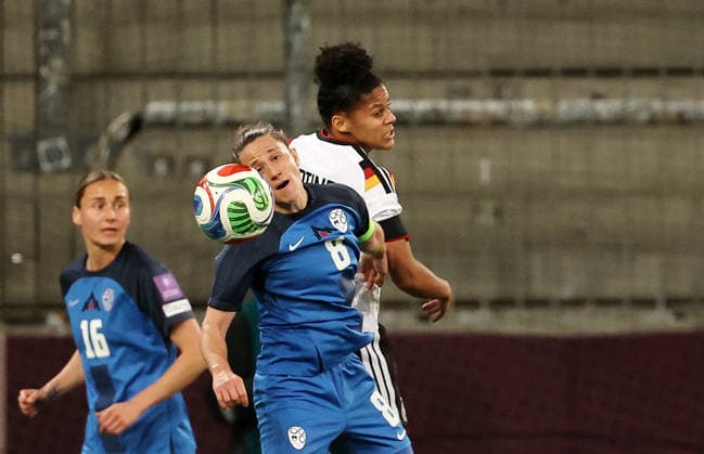 Shekiera Martinez - Zver , WM-Qualifikation , Frauen-Nationalmannschaft , Deutschland-Slowenien , Fußball , in den Rudolf Harbig Stadion, in Dresden , Sachsen , Deutschland. März 03 , 2026 . Photo by: Davide Elias IPA Photo Pressefoto DENL Copyright: xDavidexEliasx