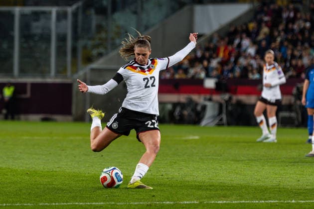 GER, UEFA Qualification for the FIFA Womens World Cup 2027, Germany Slovenia 03 03 2026, Rudolf Harbig Stadium, Dresden, GER, UEFA Qualification for the FIFA Womens World Cup 2027, Germany Slovenia Jule Brand Germany 22 Single Action Action Â nordphotoxGmbHxx xAlexanderxTrienitz nph00051