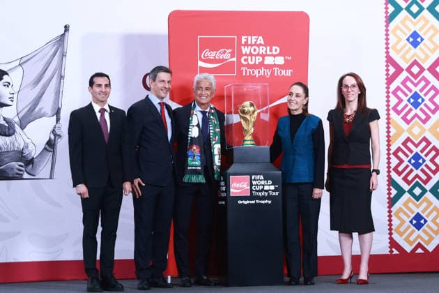 The FIFA World Cup, WM, Weltmeisterschaft, Fussball Trophy at Claudia Sheinbaum s press conference, PK, Pressekonferenz in Mexico MEXICO CITY, MEXICO - MARCH 03: The FIFA World Cup Trophy is displayed after a press conference by the Mexican President Claudia Sheinbaum, at the National Palace, in Mexico City, Mexico on March 03, 2026. The FIFA World Cup Trophy continues its journey through Mexico as part of the official Trophy Tour. Daniel Cardenas Anadolu Mexico City Mexico. Editorial use only. Please get in touch for any other usage. Copyright: x2026xAnadoluxDanielxCardenasx