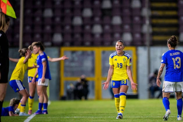 260303 Johanna Rytting Kaneryd of Sweden reacts during the Women s FIFA World Cup Qualifier football match between between Italy and Sweden on March 3, 2026 in Reggio Calabria Photo Ludvig Thunman BILDBYRAN code LT LT0780 fotboll football soccer fotball vm kval kval fifa womens world cup qualifier qualifier italien italy sverige sweden dam bbeng  Copyright: LUDVIGxTHUNMAN BB260303LT044