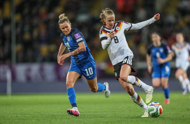 GER, Dresden, Germany vs Slovenia, International match, Football, FIFA, 2026 2027 season, World Cup Qualification, Rudolf Harbig Stadium, 1 Matchday in picture f l Dominika ÄaonÄ Slovenia Women 10 , Vivien Endemann Germany Women 8 DFB DFL REGULATIONS PROHIBIT ANY USE OF PHOTOGRAPHS AS IMAGE SEQUENCES AND OR QUASI VIDEO, 03 03 2026 Copyright: HMBxMedia HendrikxHamelau
