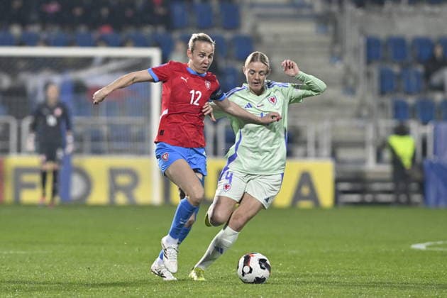 Football, Women, World Cup Qualifier, Czech Republic - Wales