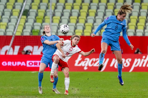 Poland v Netherlands - 2027 FIFA Women s World Cup Qualifier Vivianne Miedema, Nadia Krezyman, Wieke Kaptein during the 2027 FIFA Women s World Cup Qualifier match between Poland and Netherlands at Polsat Plus Arena on March 03, 2026 in Gdansk, Poland. Gdansk Poland  Copyright: xAndrzejxIwanczukx originalFilename:iwanczuk-polandvn260303_np9Pi.jpg