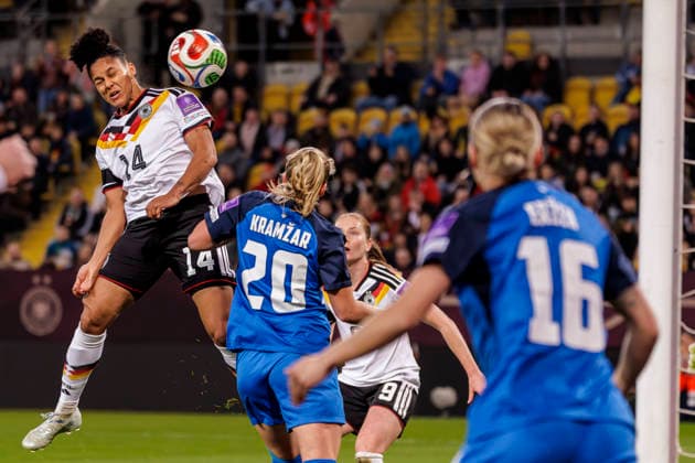 Dresden, Germany 03 March 2026 World Cup Qualification Women 2026 Germany vs Slovenia In picture v li in duel Shekiera Martinez GER DFB regulations prohibit any use of photographs as image sequences and or quasi video Rudolf Harbig Stadion Sachsen Copyright: xFotostandx xSchäferx