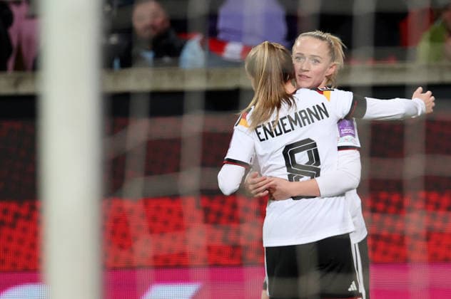 Lea Schüller Torjubel 5-0 , WM-Qualifikation , Frauen-Nationalmannschaft , Deutschland-Slowenien , Fußball , in den Rudolf Harbig Stadion, in Dresden , Sachsen , Deutschland. März 03 , 2026 . Photo by: Davide Elias IPA Photo Pressefoto DENL Copyright: xDavidexEliasx