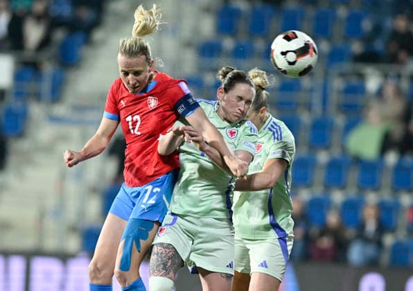 Klara Cahynova of Czech Republic, left, and Rachel Rowe of Wales in action during the European qualifying round group B1 for 2027 Women s Football World Championship, WM, Weltmeisterschaft match Czech Republic vs Wales on 3 March 2026 in Uherske Hradiste, Czech Republic. (CTKxPhoto DaliborxGluck) CTKPhotoP2026030307992  CTKPhotoP2026030307992
