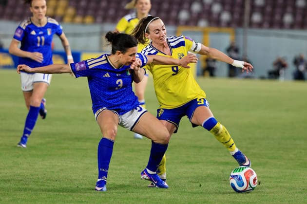 The image is included in the SPORTS PACKAGE. For others PAYMENT IMAGE