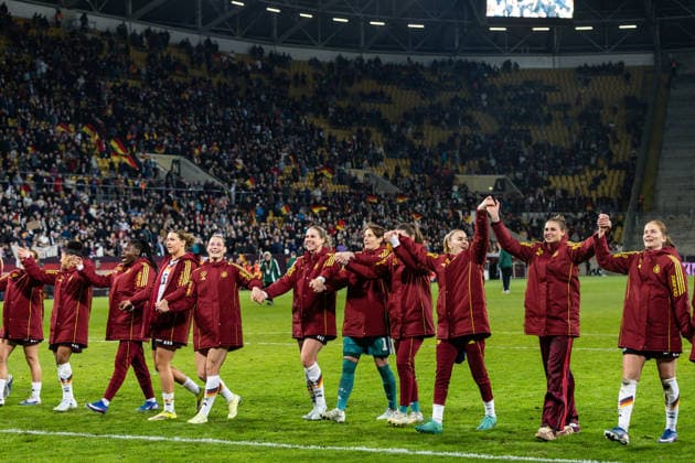 GER, UEFA Qualifying for the FIFA Womens World Cup 2027, Germany Slovenia 03 03 2026, Rudolf Harbig Stadium, Dresden, GER, UEFA Qualifying for the FIFA Womens World Cup 2027, Germany Slovenia Team Germany celebrates after the victory Â nordphotoxGmbHxx xAlexanderxTrienitz nph00051