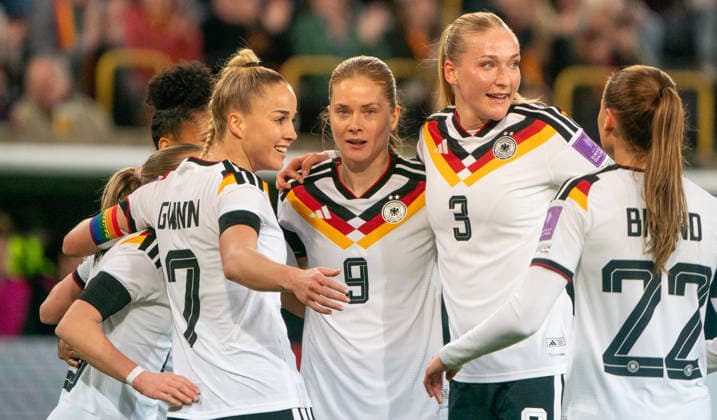 3 3 2026, Football, GER, Women, World Cup Qualification, Matchday 1, Germany Slovenia, The German footballers celebrate a goal Jule Brand Germany, right , Camilla Küver Germany, 2 v right , Sjoeke Nüsken Germany, 3 v right and Giulia Gwinn Germany, 4 v right Dresden Rudolf Harbig Stadium Saxony Germany