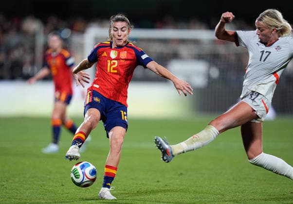 March 3, 2026, Castellon, Castellon, Spain: Patri Guijarro of Spain controls the ball during the European WomenÃ¢â‚¬â ¢s qualifiers for the FIFA WomenÃ¢â‚¬â ¢s World Cup 2027, League Phase MD1, football match played between Spain and Iceland at Estadio SkyFi Castalia on March 03, 2026, in Castellon, Spain. Castellon Spain - ZUMAa181 20260303_zaa_a181_081 Copyright: xDennisxAgyemanx