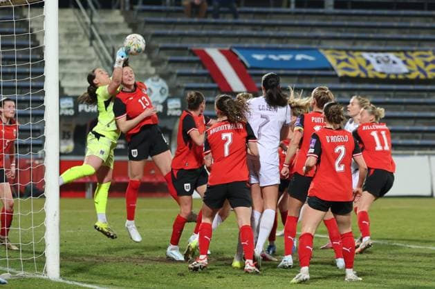 03. MÄRZ 2026 SOCCER UEFA WOMEN S EUROPEAN QUALIFIERS, Austria (W) vs Norwegen (W) Manuela Zinsberger (Austria) in an aerial duel MÖDLING MÖDLING, AUSTRIA DATENPOL ARENA DATENPOL ARENA AUSTRIA