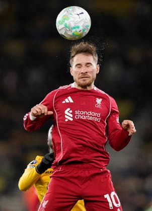 Wolverhampton, England, 3rd March 2026. Alexis Mac Allister of Liverpool in action during the Wolverhampton Wanderers vs Liverpool Premier League match at Molineux, Wolverhampton. Picture credit should read: Andrew Yates Sportimage EDITORIAL USE ONLY. No use with unauthorised audio, video, data, fixture lists, club league logos or live services. Online in-match use limited to 120 images, no video emulation. No use in betting, games or single club league player publications. SPI_030_AY_Wolves_Liverpool SPI-4574-0027
