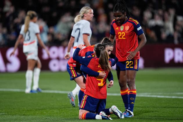 March 3, 2026, Castellon, Castellon, Spain: Claudia Pina of Spain celebrates a goal with teammates during the European WomenÃ¢â‚¬â ¢s qualifiers for the FIFA WomenÃ¢â‚¬â ¢s World Cup 2027, League Phase MD1, football match played between Spain and Iceland at Estadio SkyFi Castalia on March 03, 2026, in Castellon, Spain. Castellon Spain - ZUMAa181 20260303_zaa_a181_161 Copyright: xDennisxAgyemanx