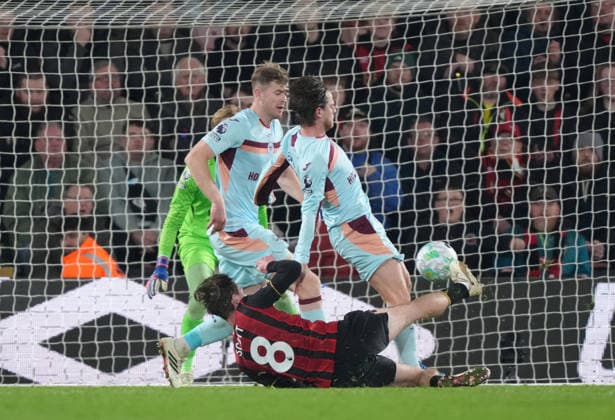Bournemouth v Brentford, Premier League, Football, Vitality Stadium, Bournemouth, UK - 03 Mar 2026 Alex Scott of Bournemouth has an attempt at goal. Bournemouth Vitality Stadium Bournemouth UK, UK NEWSPAPERS OUT Copyright: xSeanxRyanx