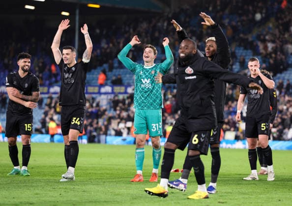 Sunderland players celebrate after the match Leeds United v Sunderland, Premier League, Football, Elland Road, Leeds, UK - 03 Mar 2026Leeds Elland Road United Kingdom EDITORIAL USE ONLY No use with unauthorised audio, video, data, fixture lists, club league logos or live services. Online in-match use limited to 120 images, no video emulation. No use in betting, games or single club league player publications.  Copyright: xAlexxDodd Shutterstockx 16719992be