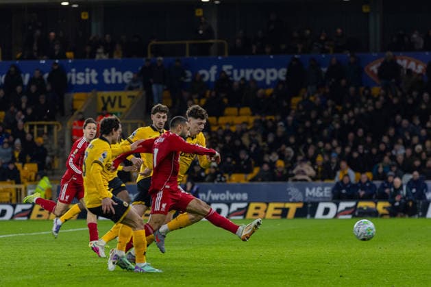 Football - FA Premier League - Wolverhampton Wanderers FC v Liverpool FC WOLVERHAMPTON, ENGLAND - Tuesday, March 3, 2026: Liverpool s Mohamed Salah scores his side s first and equalising goal during the FA Premier League match between Wolverhampton Wanderers FC and Liverpool FC at Molineux Stadium. (Photo by David Rawcliffe Propaganda) WOLVERHAMPTON Molineux Stadium WEST MIDLANDS ENGLAND  Copyright: xDavidxRawcliffex P2026-03-03-Wolves_Liverpool-110