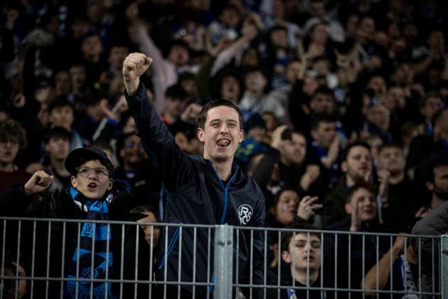 FOOTBALL : Racing Strasbourg (RCS) vs Reims - Coupe de France - Strasbourg - 03 03 26 cÃ lÃ bration de l Ã quipe de Racing Strasbourg avec ses supporters  Copyright: xElyxandroxCEGARRAx